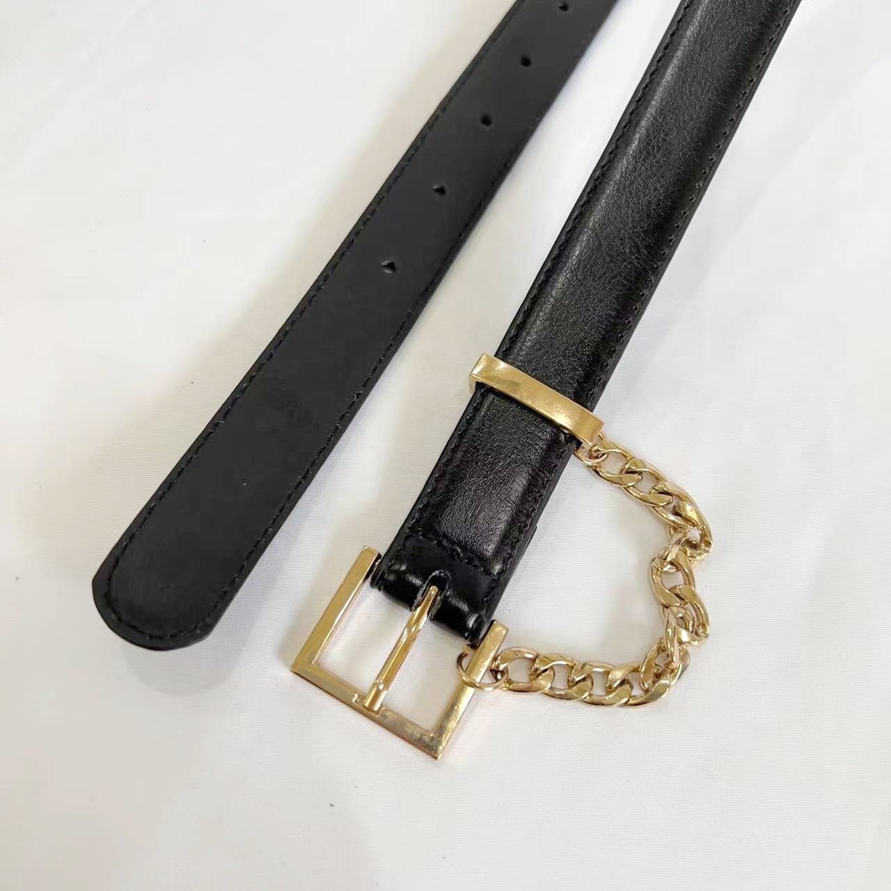 Casual Dress Chain Buckle Belts For Women Waist Girl Belts 2022 In PU or Leather Nice For Trousers Pants Collection