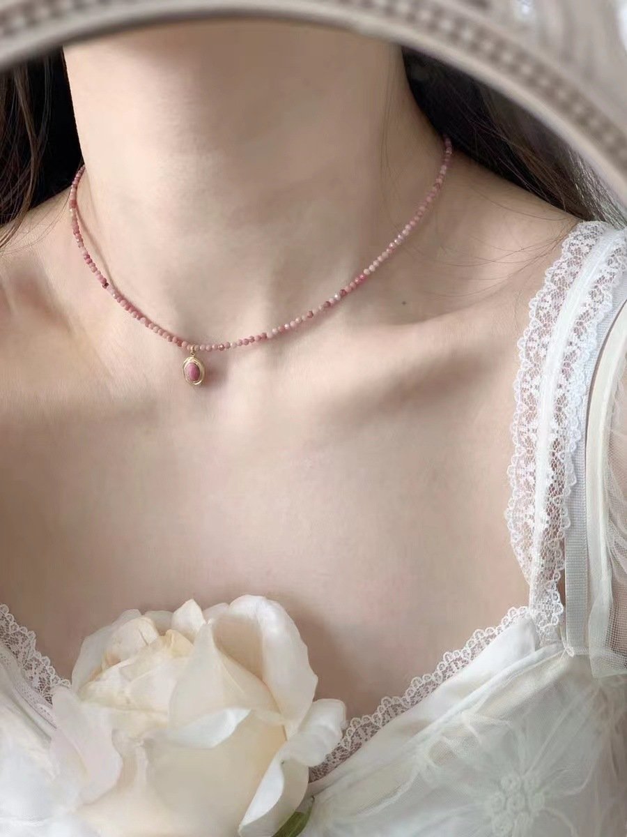 Personalized Exquisite Necklace Necklace Tender Pink Chalcedony Beaded Necklace