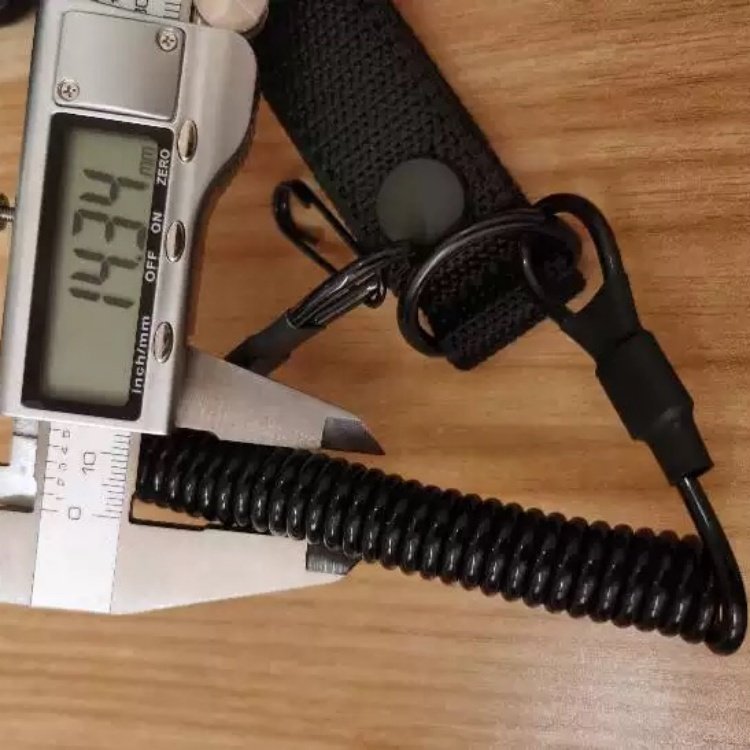 Wholesale Outdoor multi-functional tactical belt anti-loss waist chain spring elastic key chain mountaineering buckle lanyard