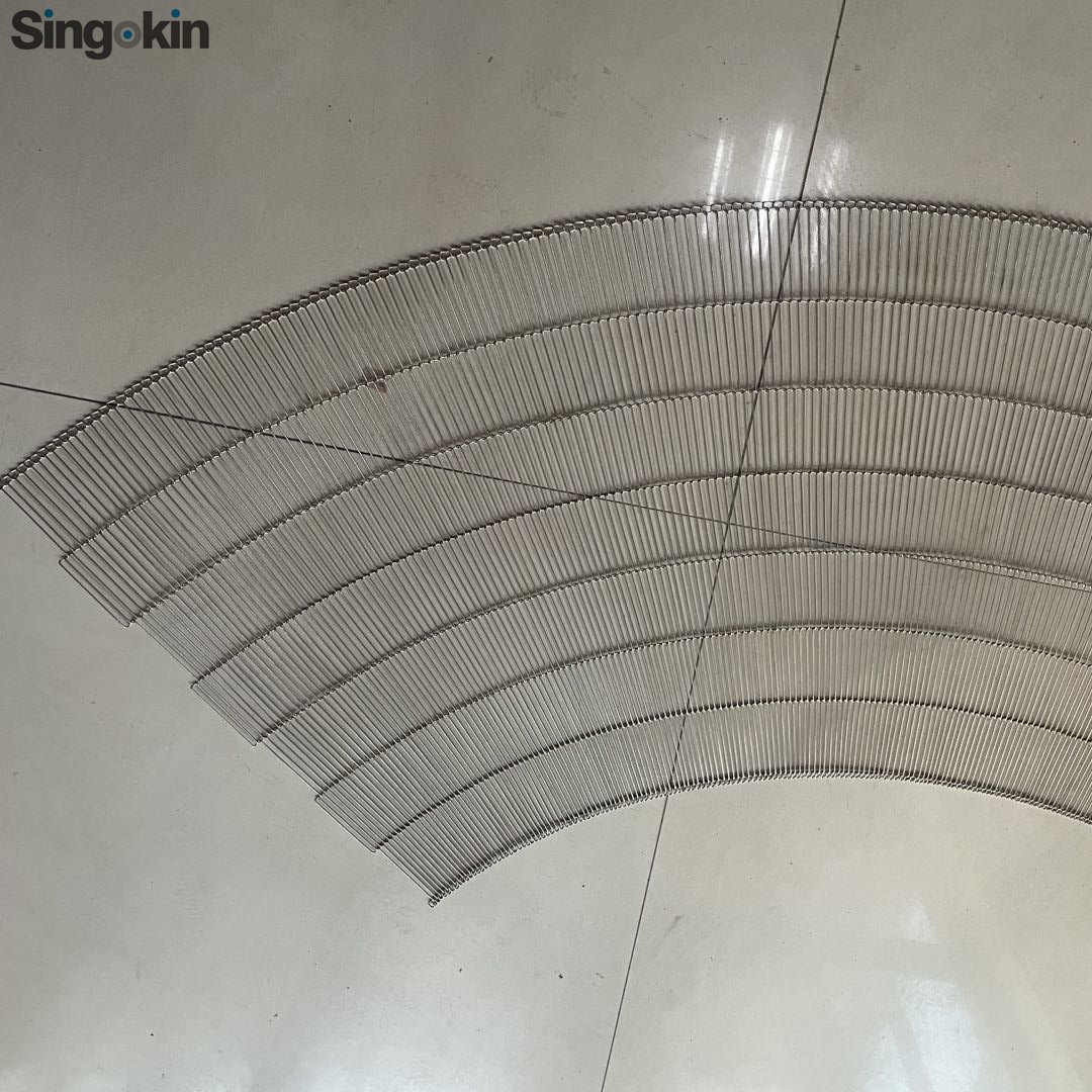 90 degree or 180 degree turn conveyor belt / mesh tape