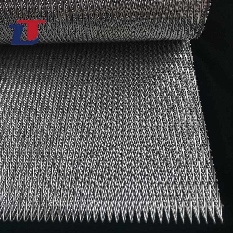 Compound Balanced Chain Link Mesh Conveyor Belt Stainless Steel Herringbone Conveyor Belt