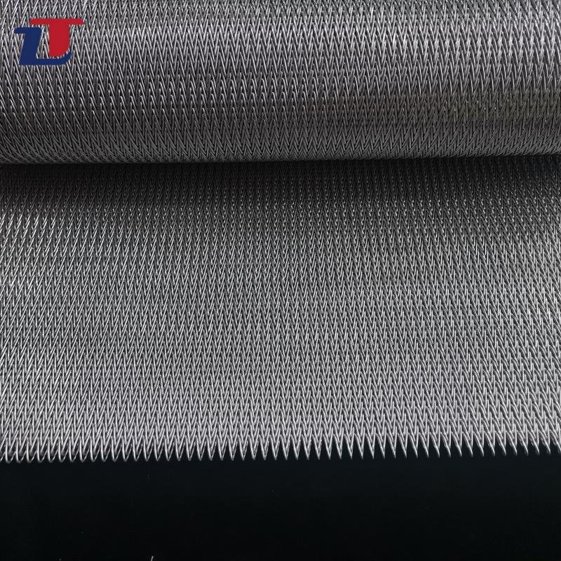Compound Balanced Chain Link Mesh Conveyor Belt Stainless Steel Herringbone Conveyor Belt