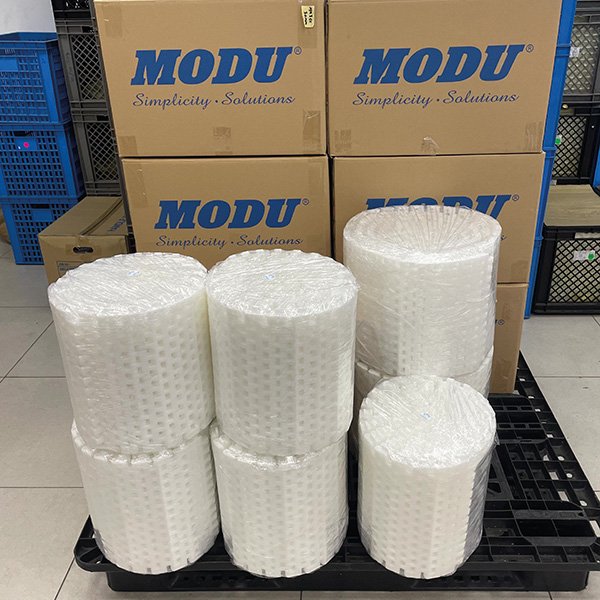 Fast Delivery MF2 CP 5 ZG POM Belt Conveyor Heavy Duty Plain Straight with Screw Discharge Chemical Resistant Food Processing