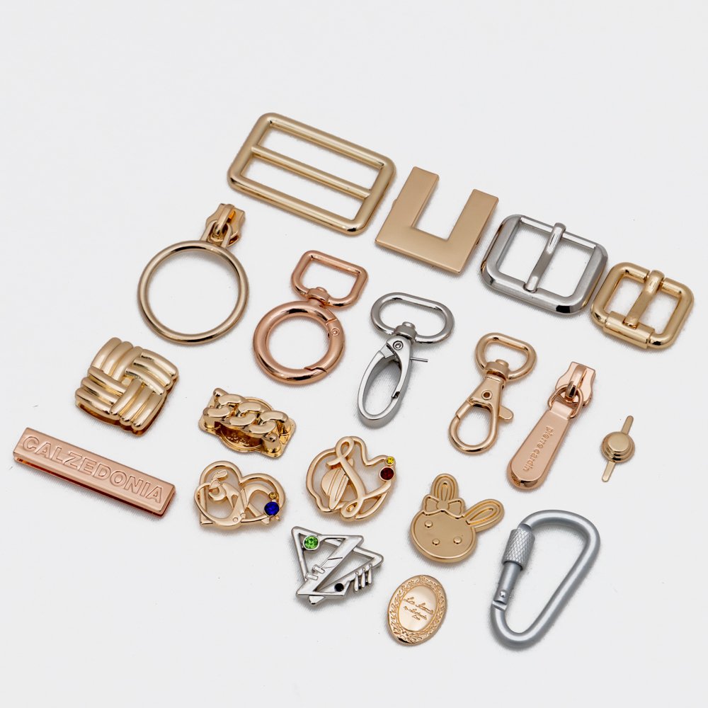 Fashion Design Clothing Label Private Garment Brand Logo Shoe Engraved Sewing Metal Tag for Clothing Customize Embossed 200pcs