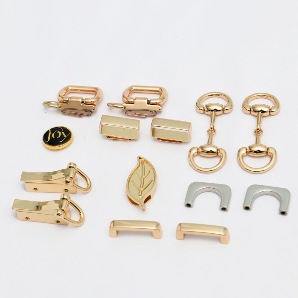 Fashion Design Clothing Label Private Garment Brand Logo Shoe Engraved Sewing Metal Tag for Clothing Customize Embossed 200pcs