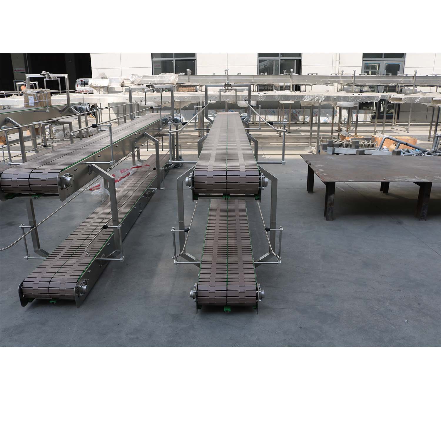 Factory Supply Plastic Slat Chain Conveyor Slat Chain Conveyor System Slat Conveyor