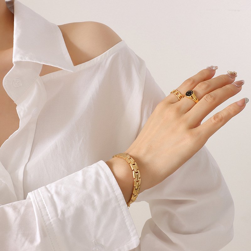 Hip Hop Jewelry Waterproof 18K Gold Plated Stainless Steel Belt Bracelet Watch Band design Flat Link Bracelets For Women YF3257