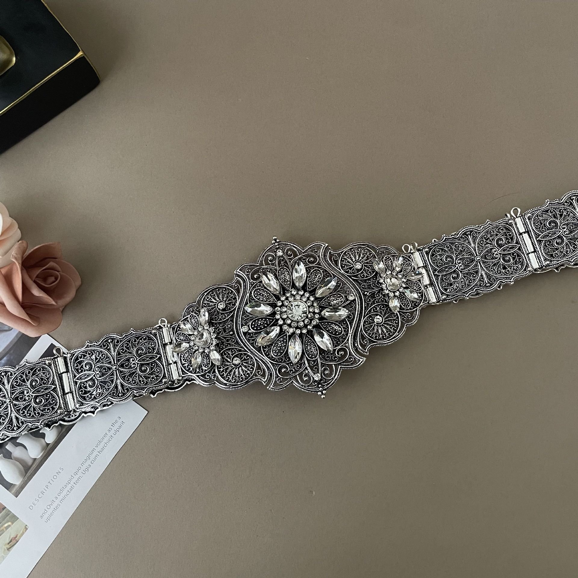 Women's Fashion Belt Retro Crystal Wedding Jewelry Body waist chain Adjustable Retro Spice Sexy waist chain