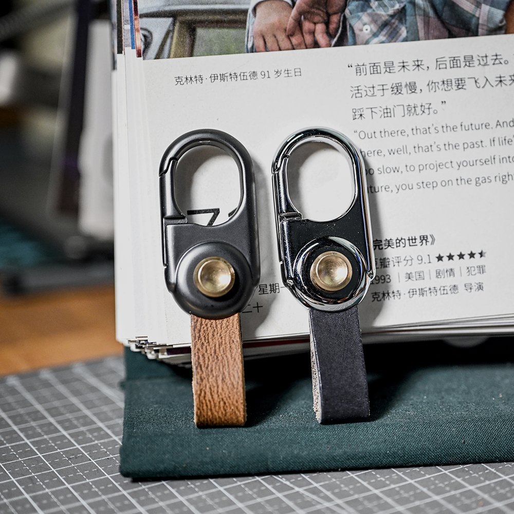 2024 New Fashion Punk Key Ring Metal+Leather Car Keychain Zinc Alloy Key Fob Holder Tool-free Installation Car Key Accessories