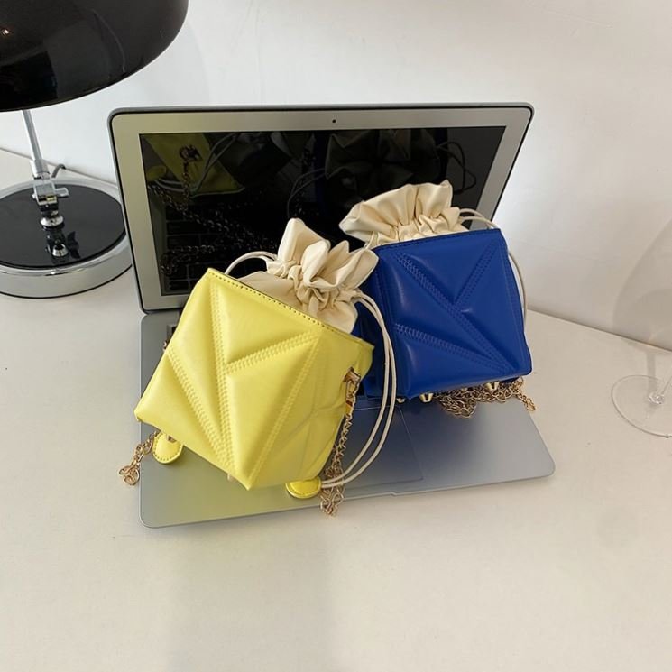 L0148 Luxury Brand Women Pu Leather Sling Drawstring Chain Cube Shoulder Messenger Bag Lady Casual Tote Mini Handbags Purse