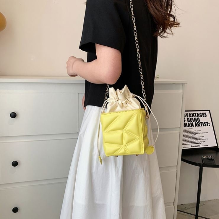 L0148 Luxury Brand Women Pu Leather Sling Drawstring Chain Cube Shoulder Messenger Bag Lady Casual Tote Mini Handbags Purse