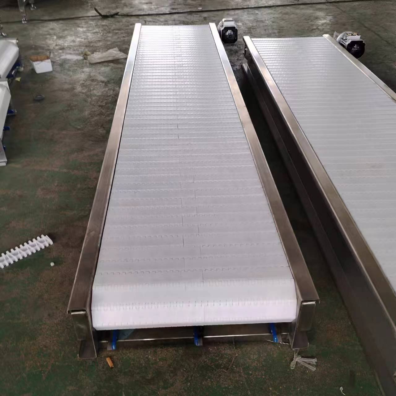 horizontal conveyor with PP conveyor belt