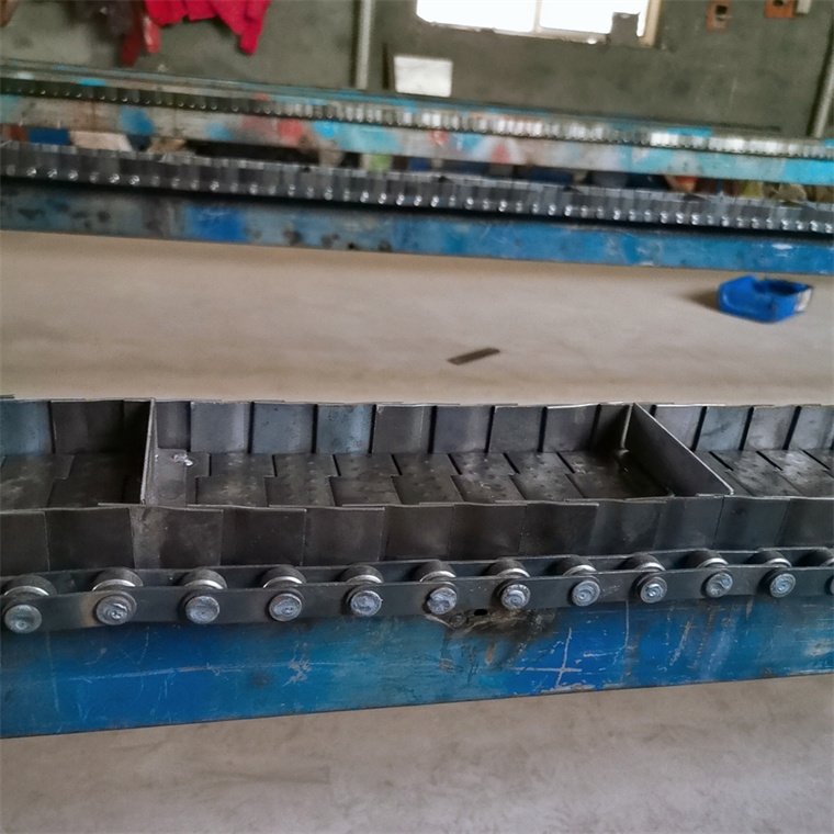 201 430 304 Stainless steel wire mesh Flat chain link plate conveyor belt for heavy product conveying