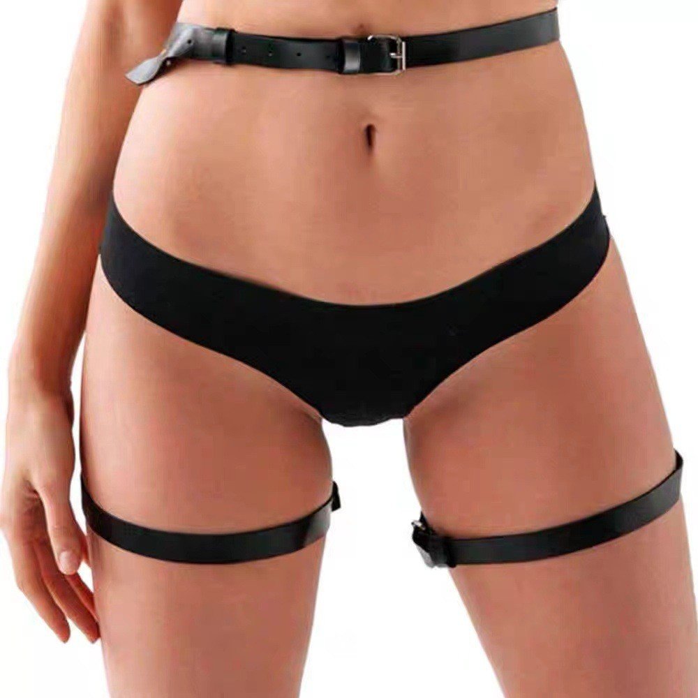 The popular European and American style sexy leather waist chain leg loop body with accessories and lace leather body chain belt