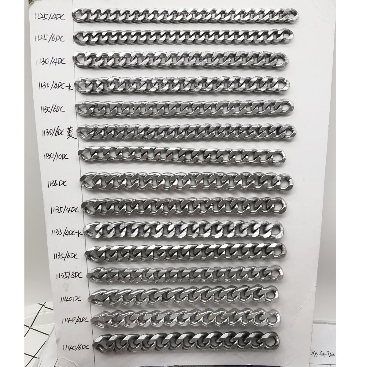 Manufacturers direct high - quality waist chain accessories hip hop chain pants for men and women decorative silver waist chain