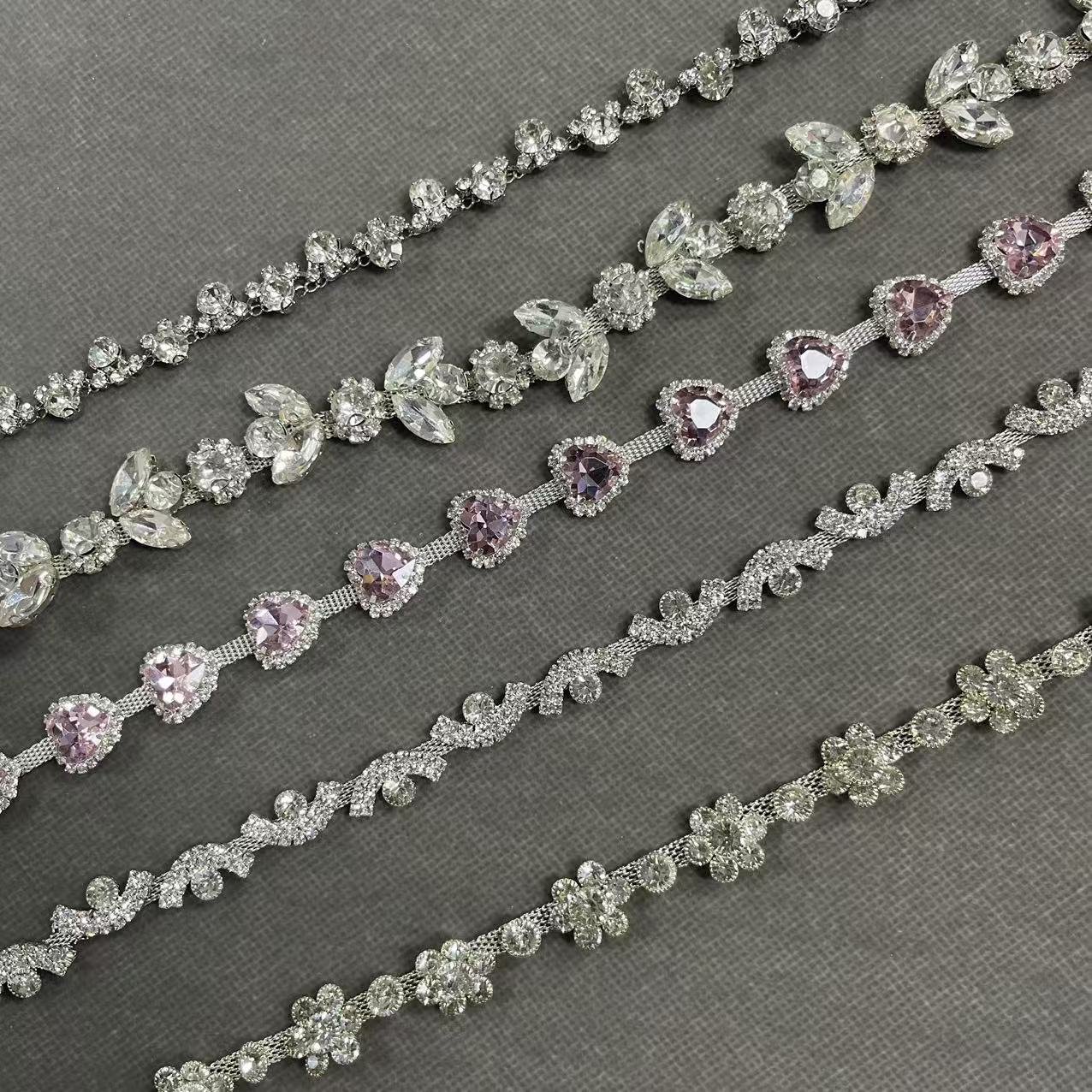 ZSY Wholesale Rhinestone Flower Metal Chain Bridal Sash Lace Crystal Trim Applique Shoes Bags Garment Accessories