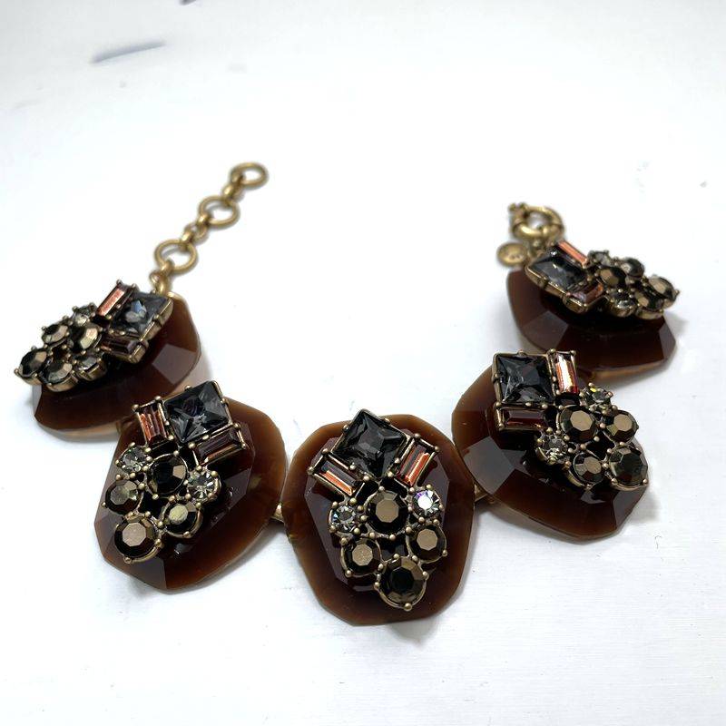 Jewelry JCW fashion bracelet (inventory has slight wear and wearing optimistic shooting) Q26