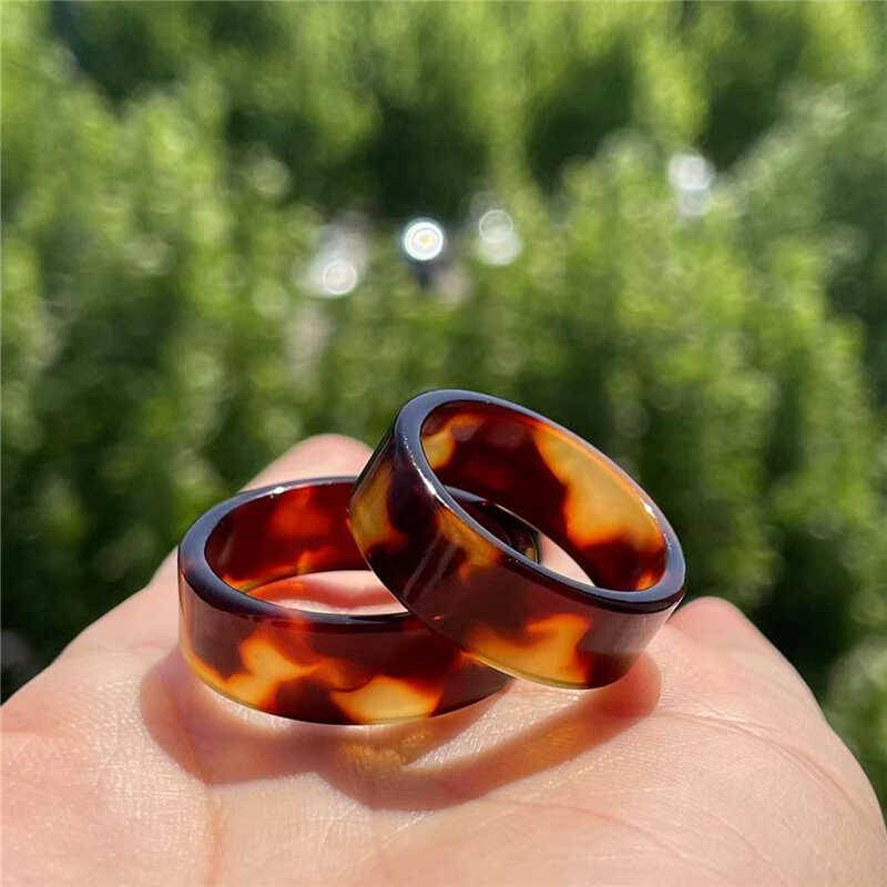Poor Rings Men and Women Fashion Variety Couples Personality Personal Person Ringwen Ring Ring Towers Gift Gifts