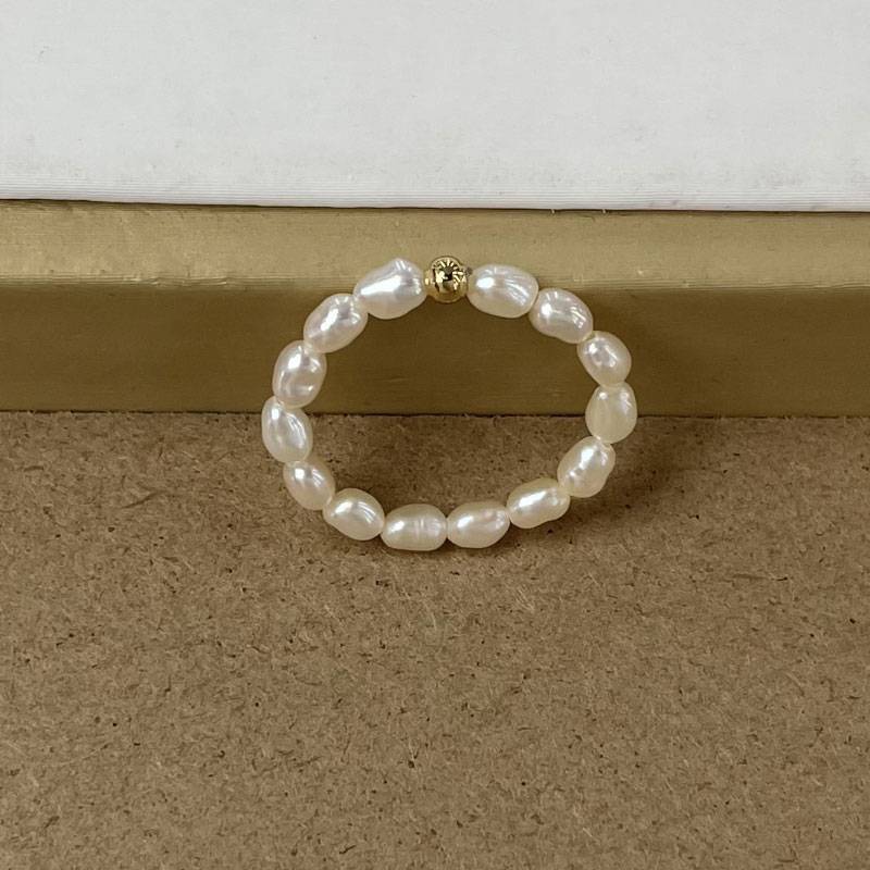 Fashion, simple natural freshwater millet bead elastic ring