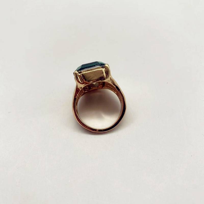 Qingdao jewelry Europe and the United States high texture niche geometric geometric versatile big gem student women's ring ring ring