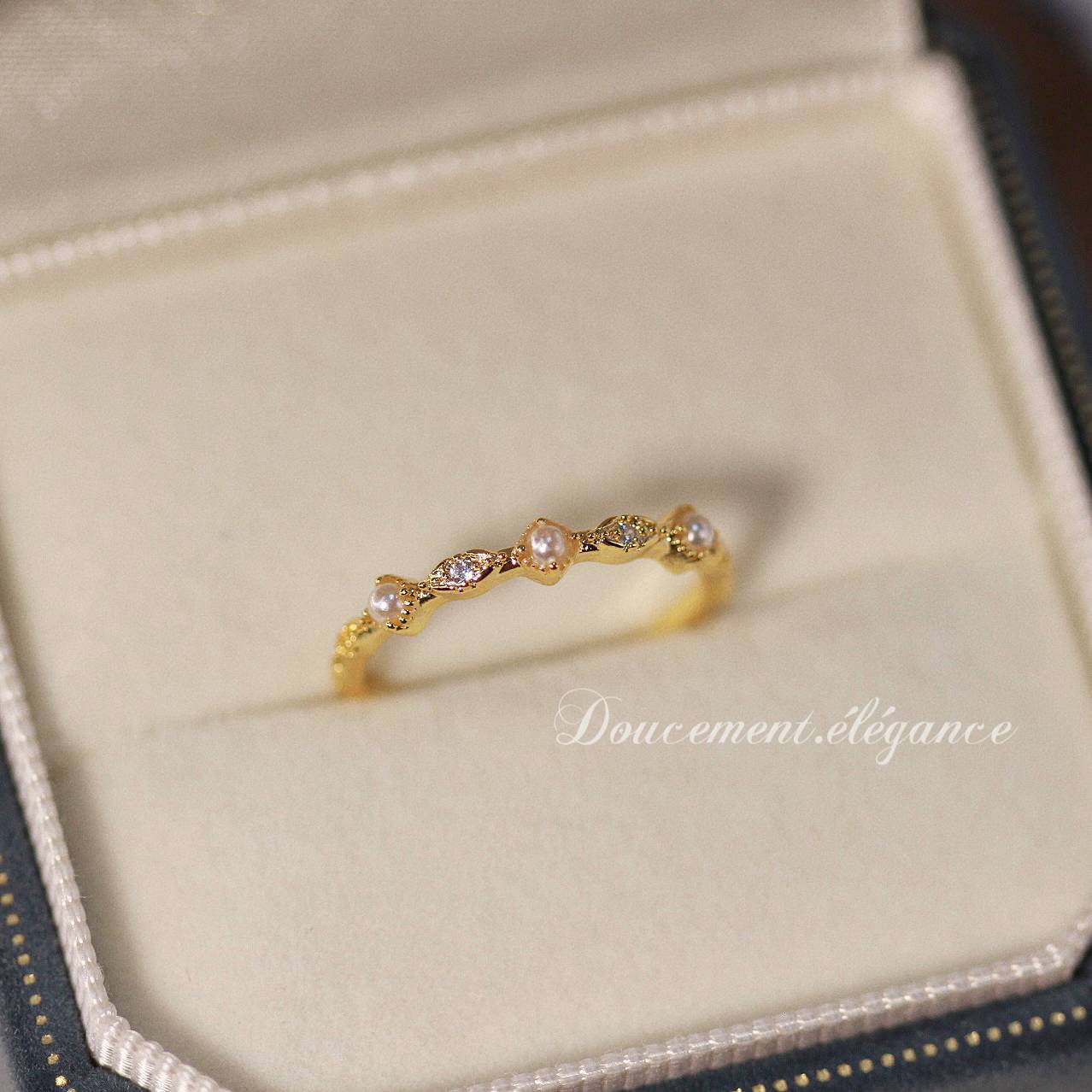 "Victoria" Japanese Agete is the same cute and exquisite gold -plated 18K pearl ring niche design female