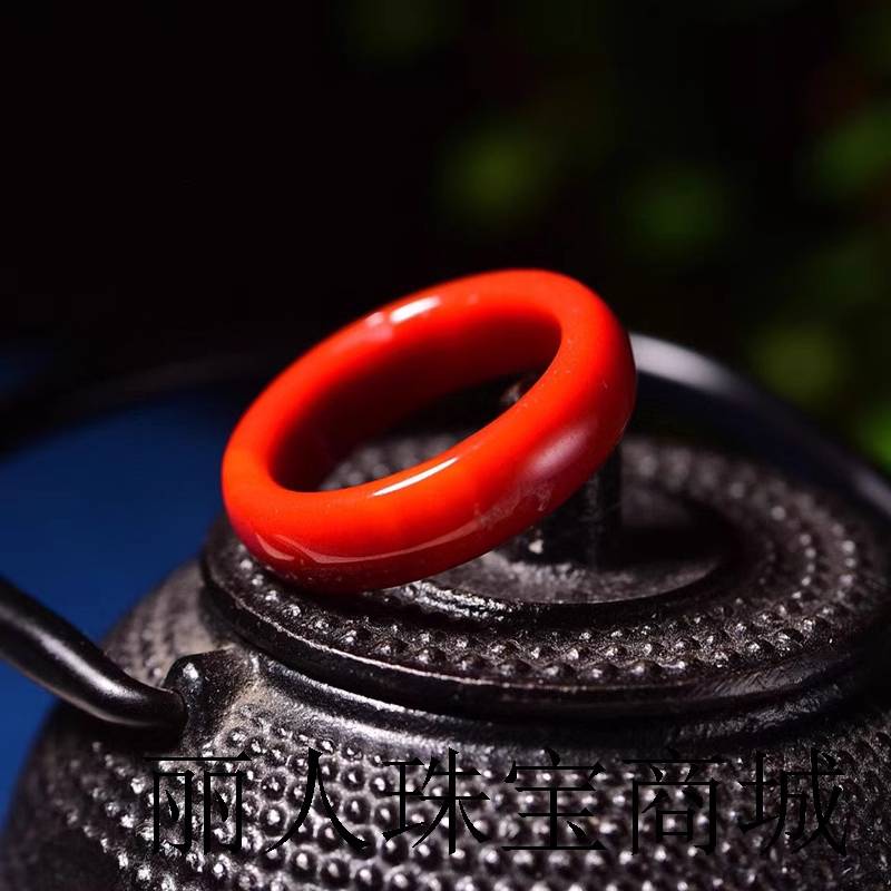 Baoshan South Red Agate Ring Female Liangshan Ring Stone Stone Stone Persimmon Red Finger Ringhong Red Ring Red Red Worm Men's Township Chalscedon Precepts