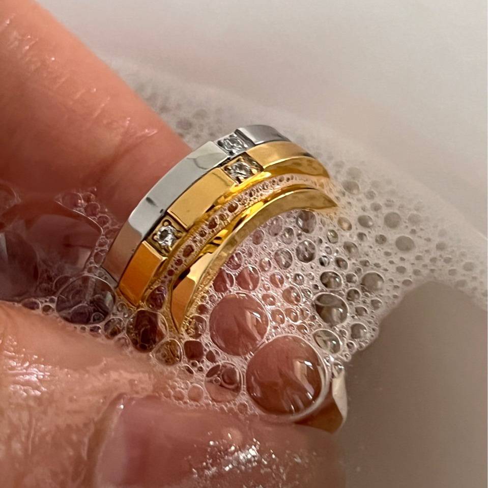 Can be washed high -level!French light luxury custom micro -inlaid vermiculite ring European and American retro style combination stack wearing ring women