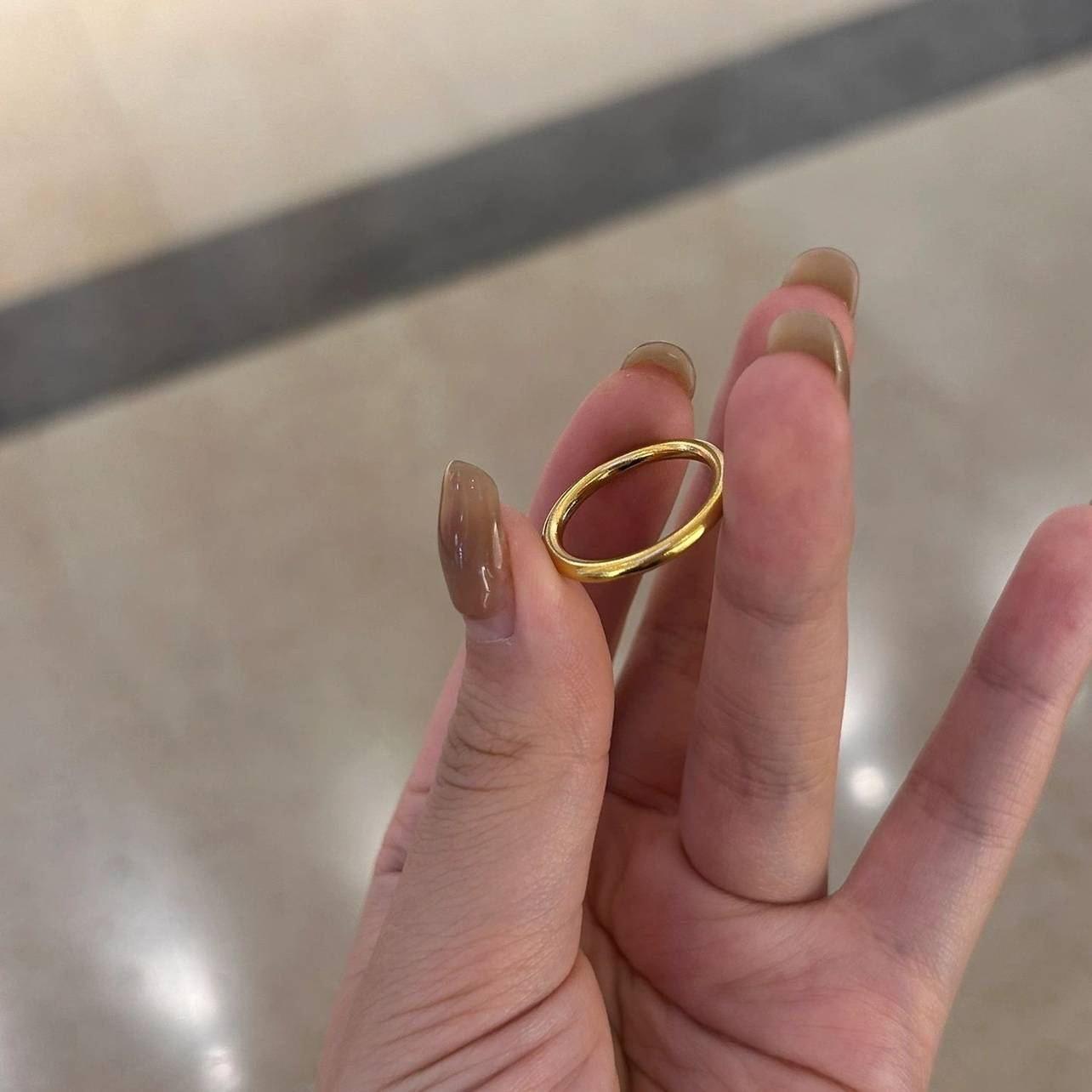 Solid Small Vegetarian Circle!Original heavy Donald gold color without coloring, long -lasting simulation gold ring, fingers stacking