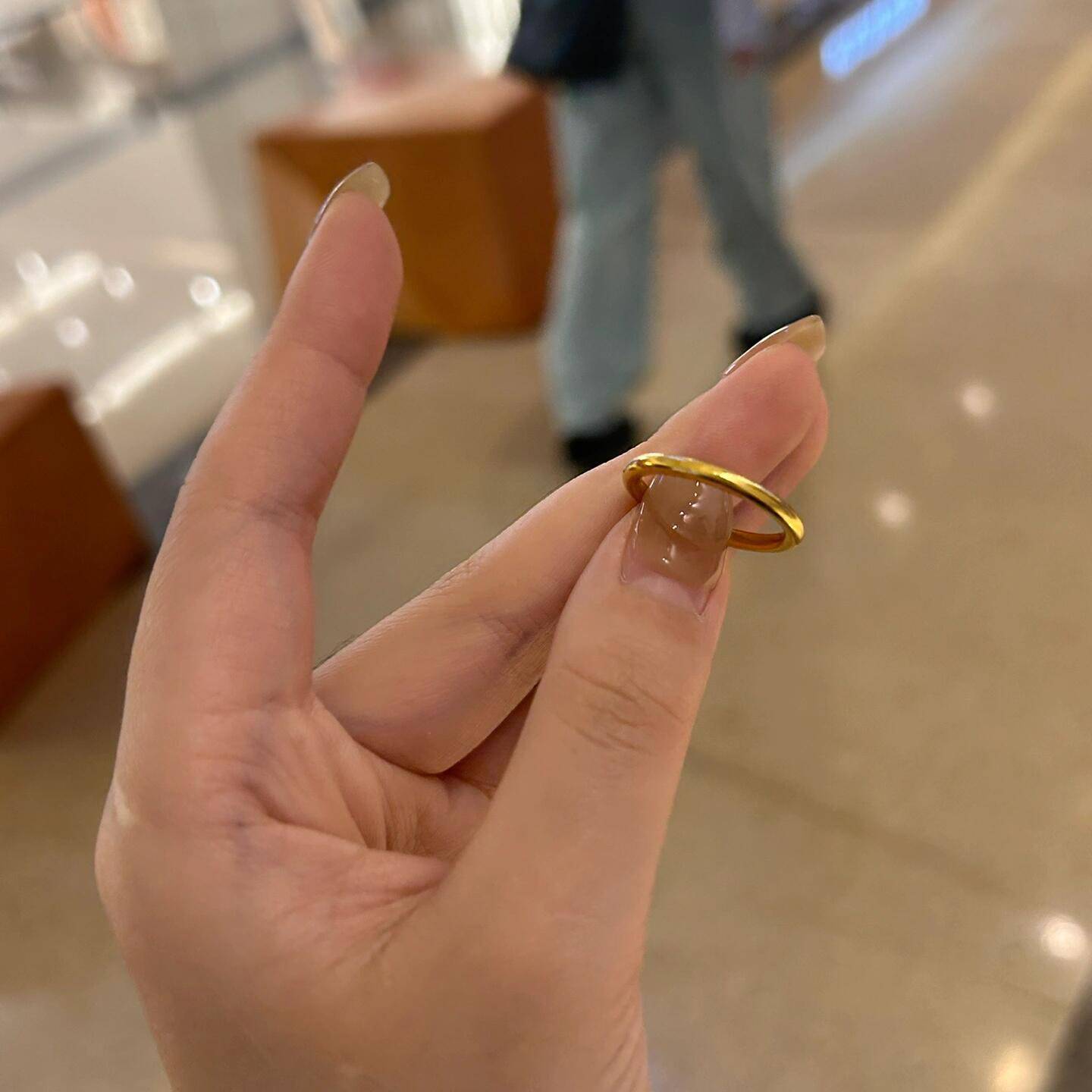Solid Small Vegetarian Circle!Original heavy Donald gold color without coloring, long -lasting simulation gold ring, fingers stacking