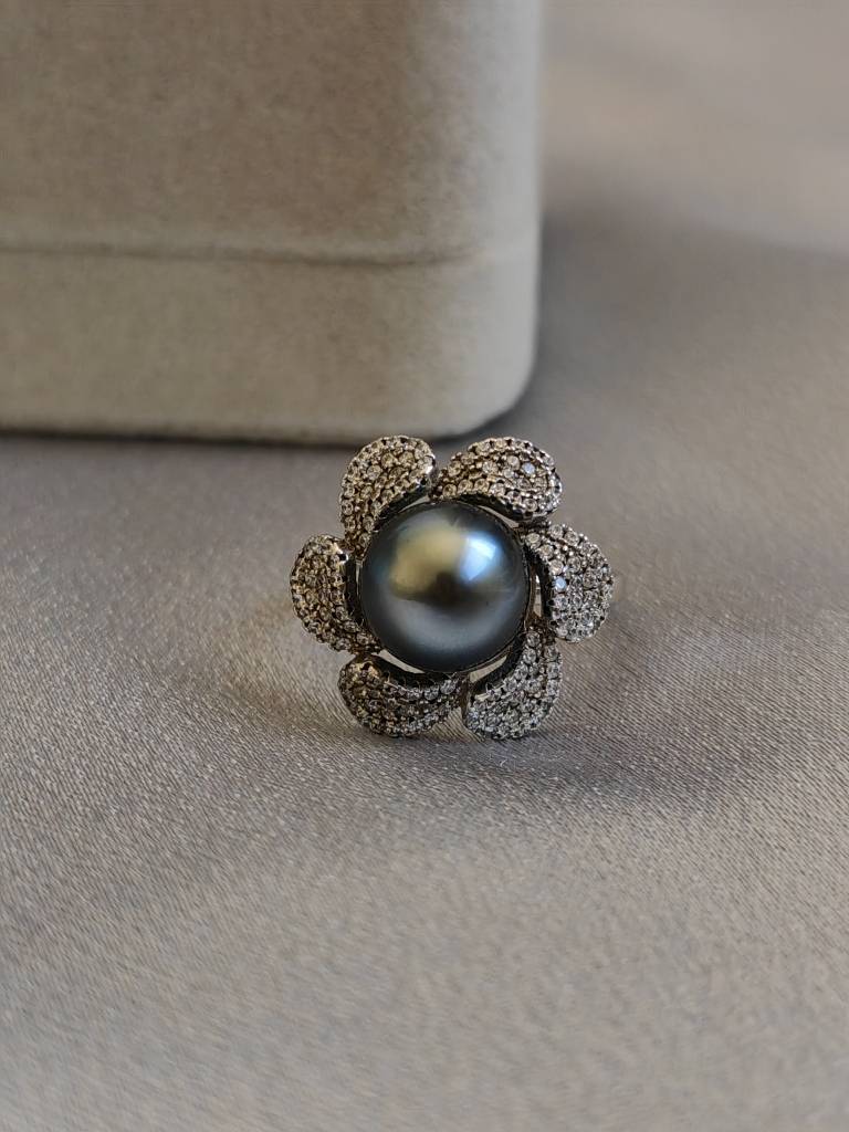 Large leaky ultra -oily 10mm black green Daxi Black Pearl 925 Silver Microlasses Sunflower Ring is almost no time