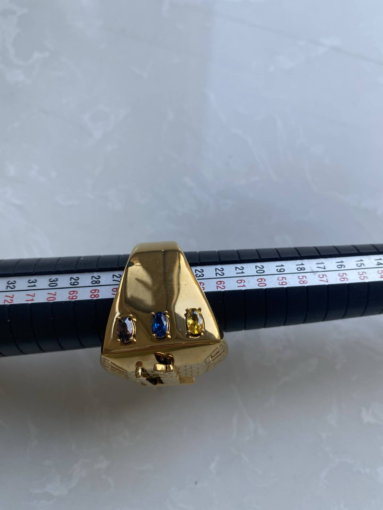 Men's ring 11 yards 4.12