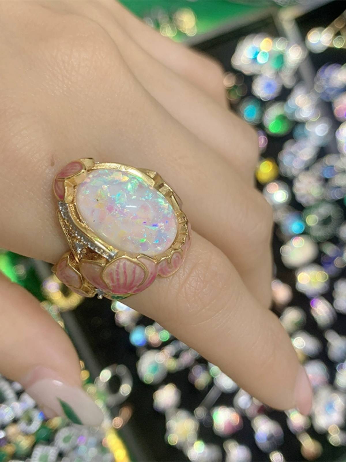 Young cross -border hot selling new products Australian treasure painted ring, European and American ticking flower engagement ring female