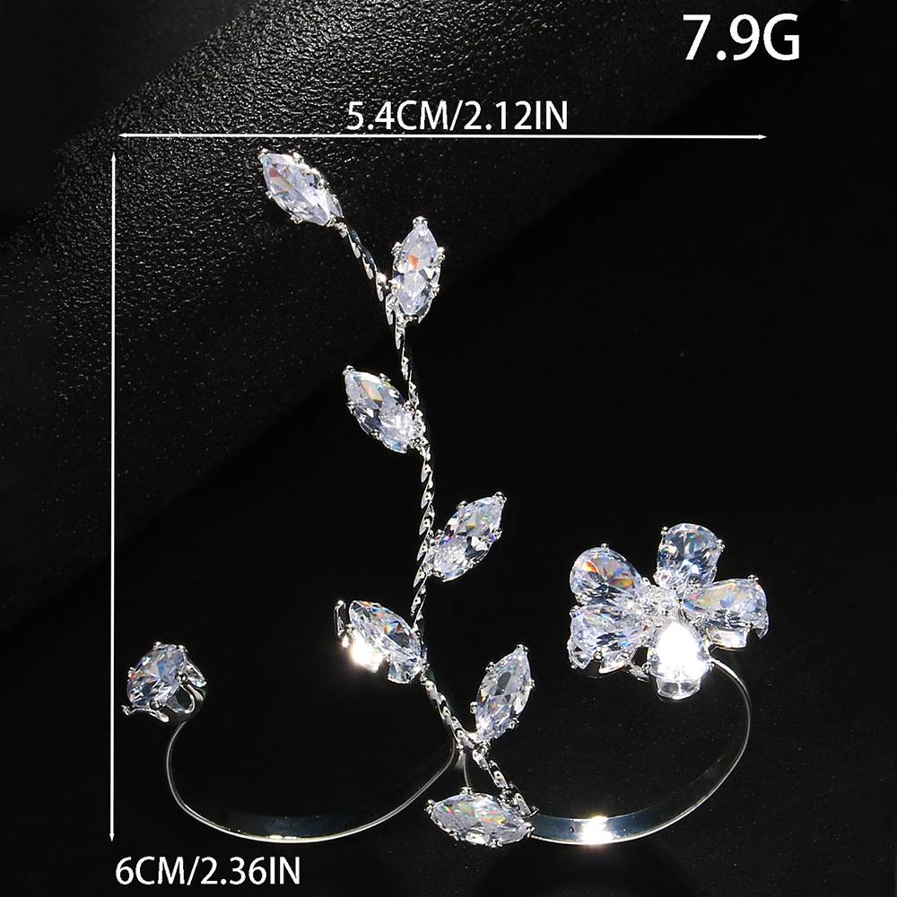 Cross -border new leaf ring Women's light luxury high -level sense ring open vermiculite hand ornaments RINGS
