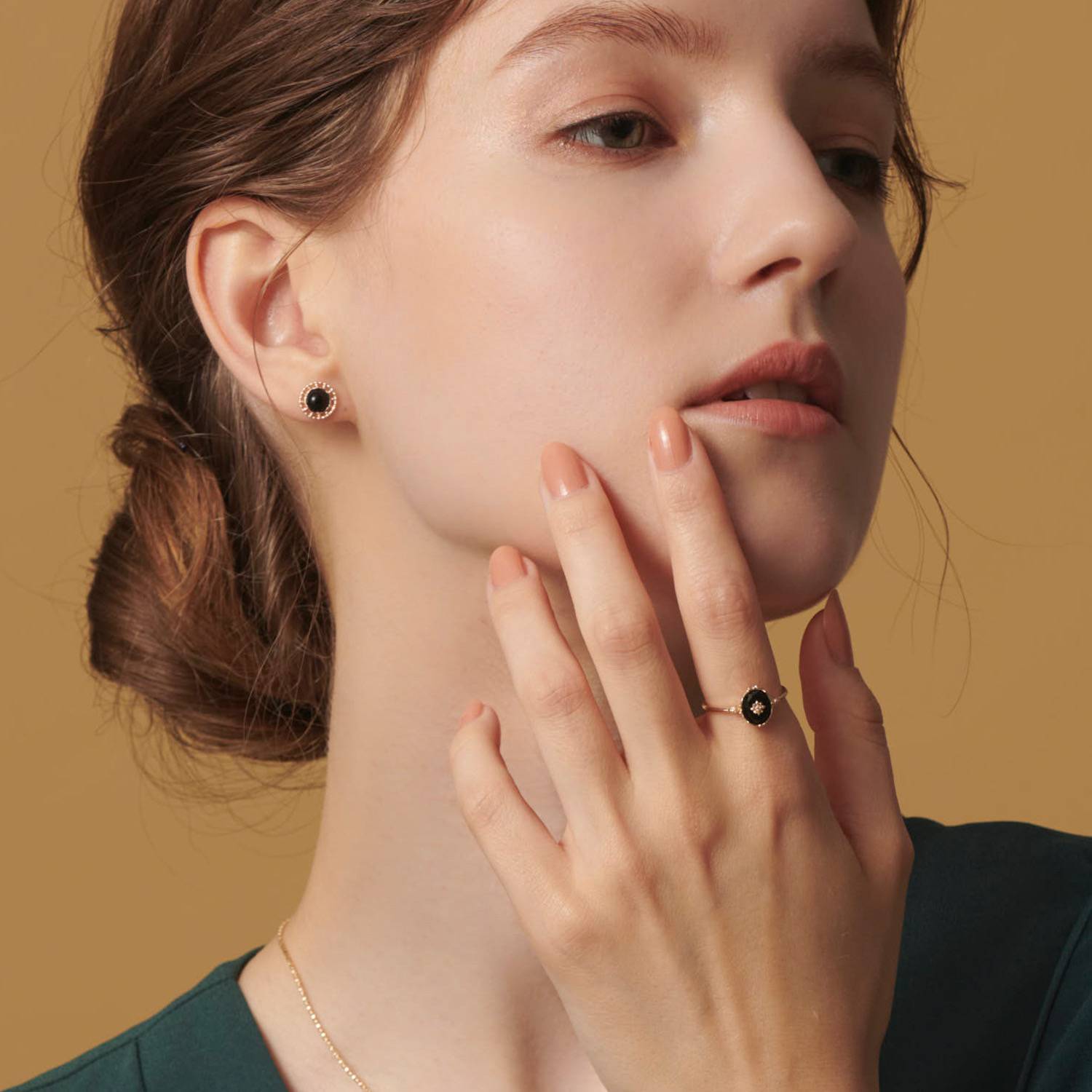 "Black Wood Jade Floor" Agete Japanese Gold 18K Advanced Agame Repecked Nichea Ring Woman