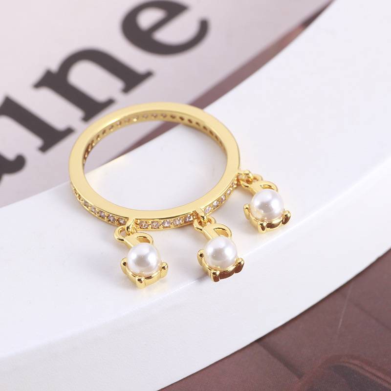 European and American jewelry shining