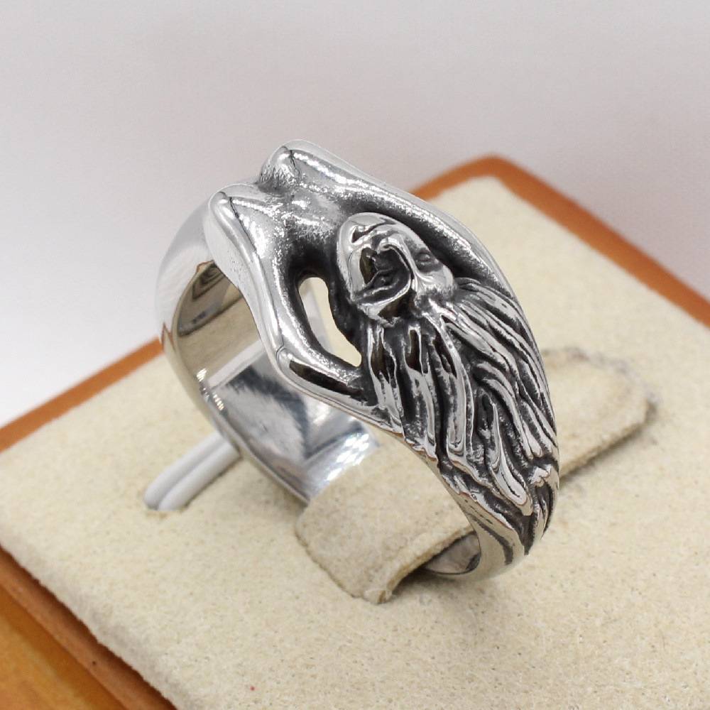R1630 jewelry European and American personality retro Merbus Men's titanium steel ring