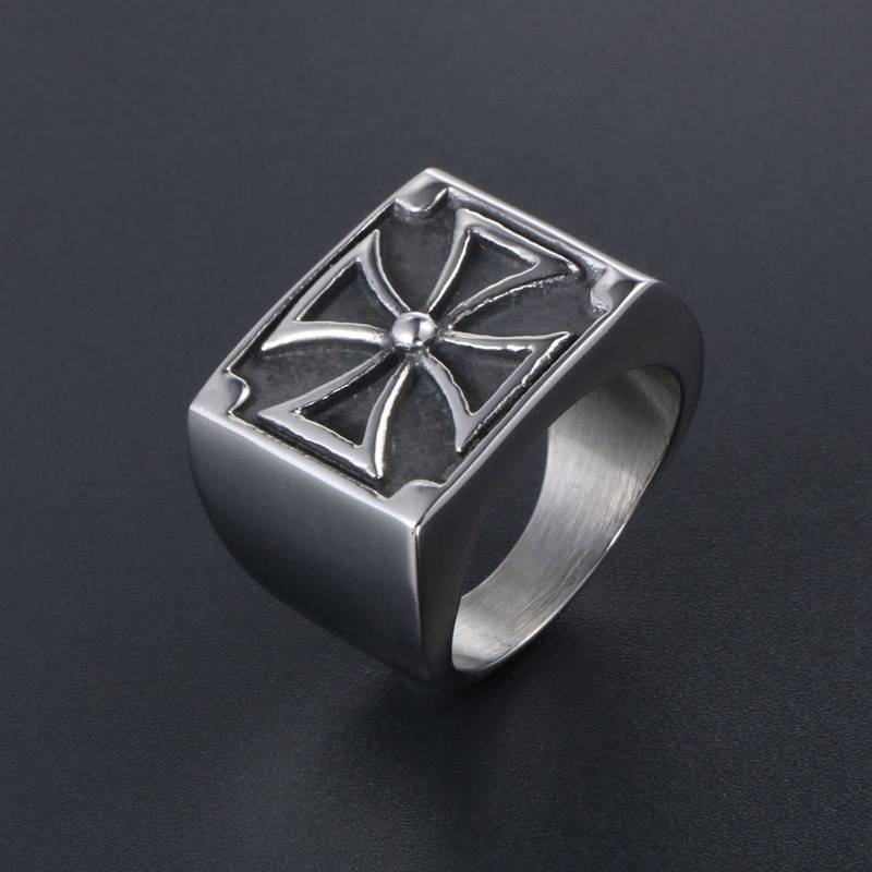 New European and American Cross Men's Titanium Steel Ring Simple Four Leaf Wind Car Ring Trip SA584