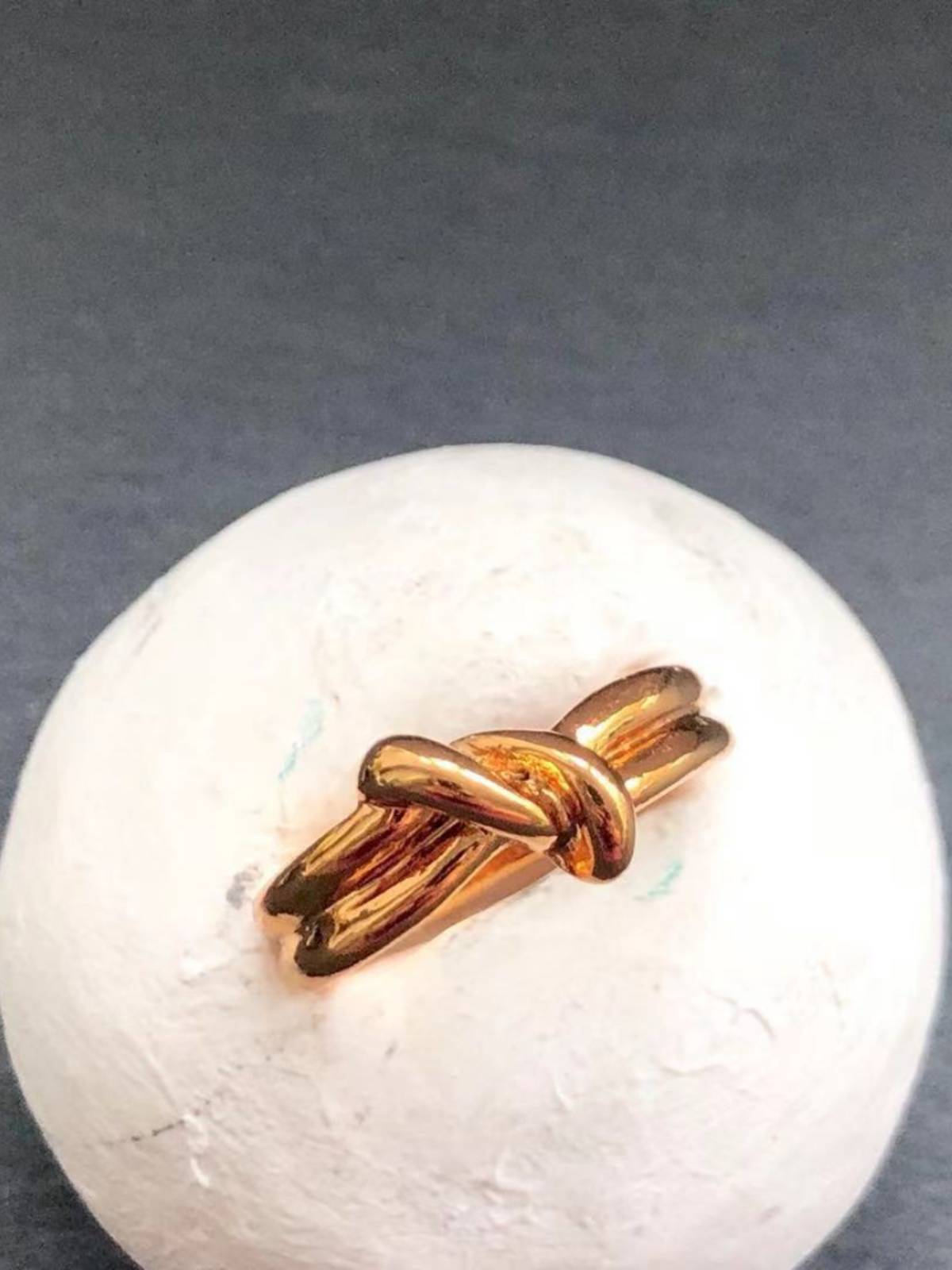 Six or six exports, Spanish MNG MNG knot twist gold, European and American fashion versatile rings