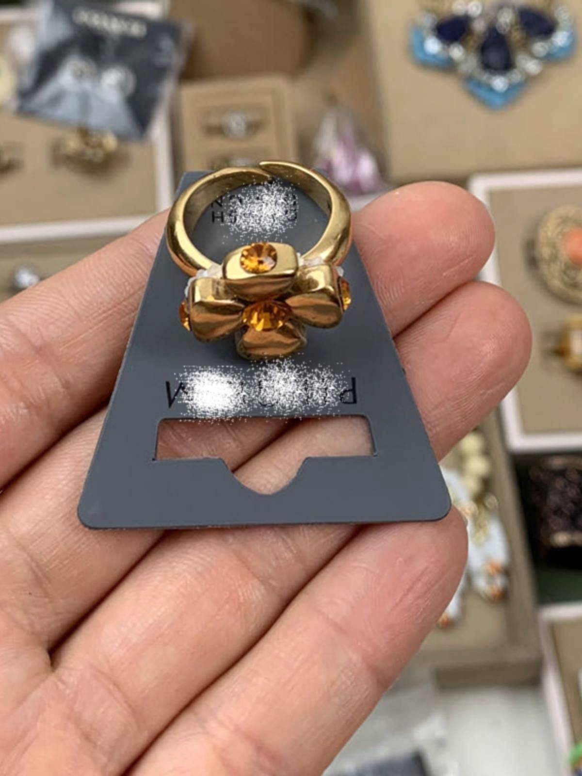 European and American jewelry inlaid four -leaf grass brass opening ring is fashionable and exquisite