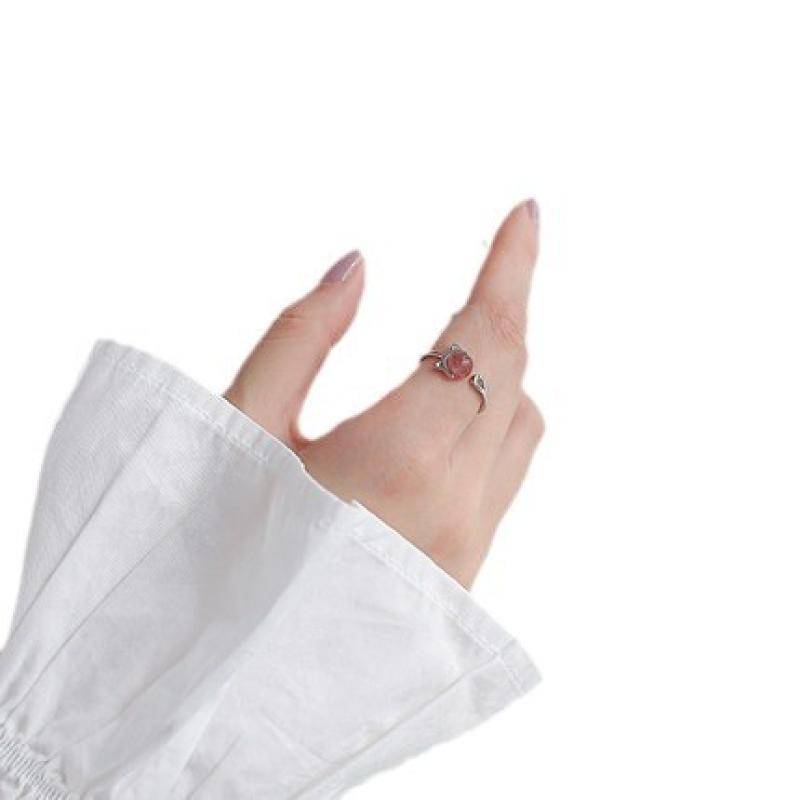 Kitten ring female INS tide fashion personality opening can adjust the cat strawberry crystal index finger ring
