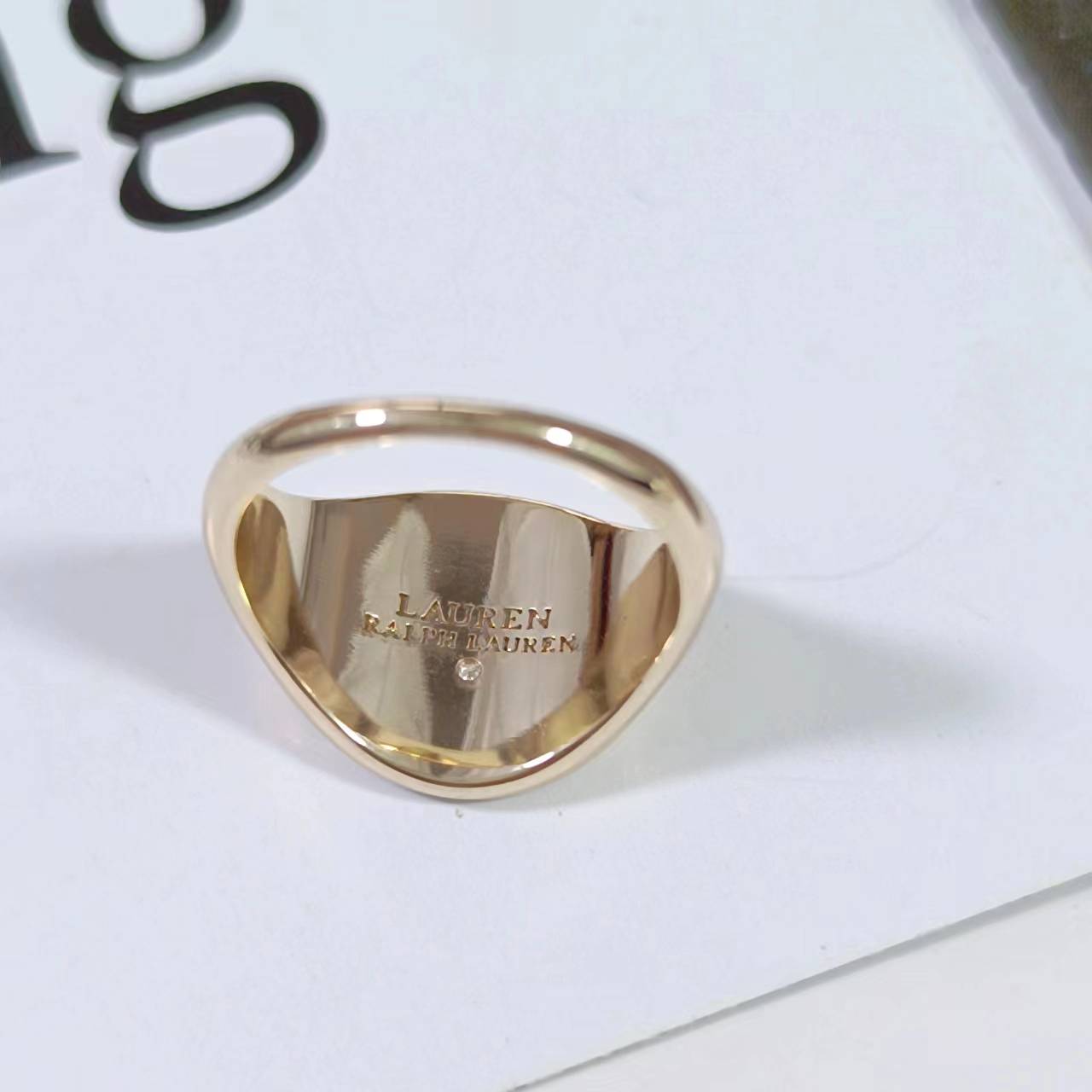 Exporting a small number of balances Lauren logo simply engraving letter