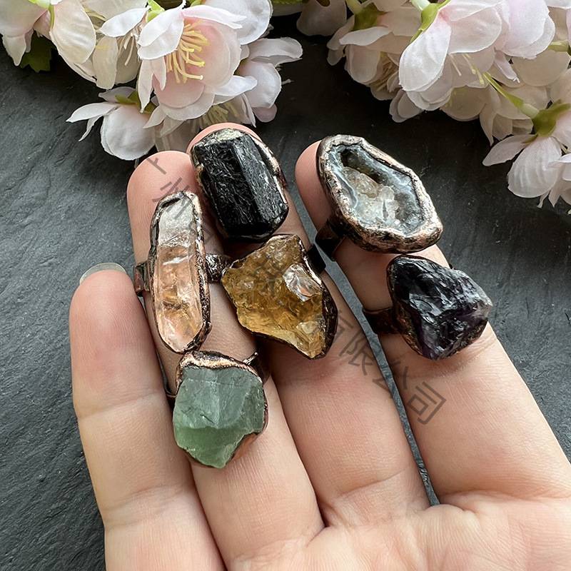 Cross -border rings medieval retro obsidian rough rod Lazada jewelry supply