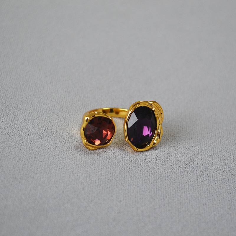 Fashion exaggerated niche personality retro mosaic embedded dark glass gemstone opening can adjust the ring, the finger finger ring woman