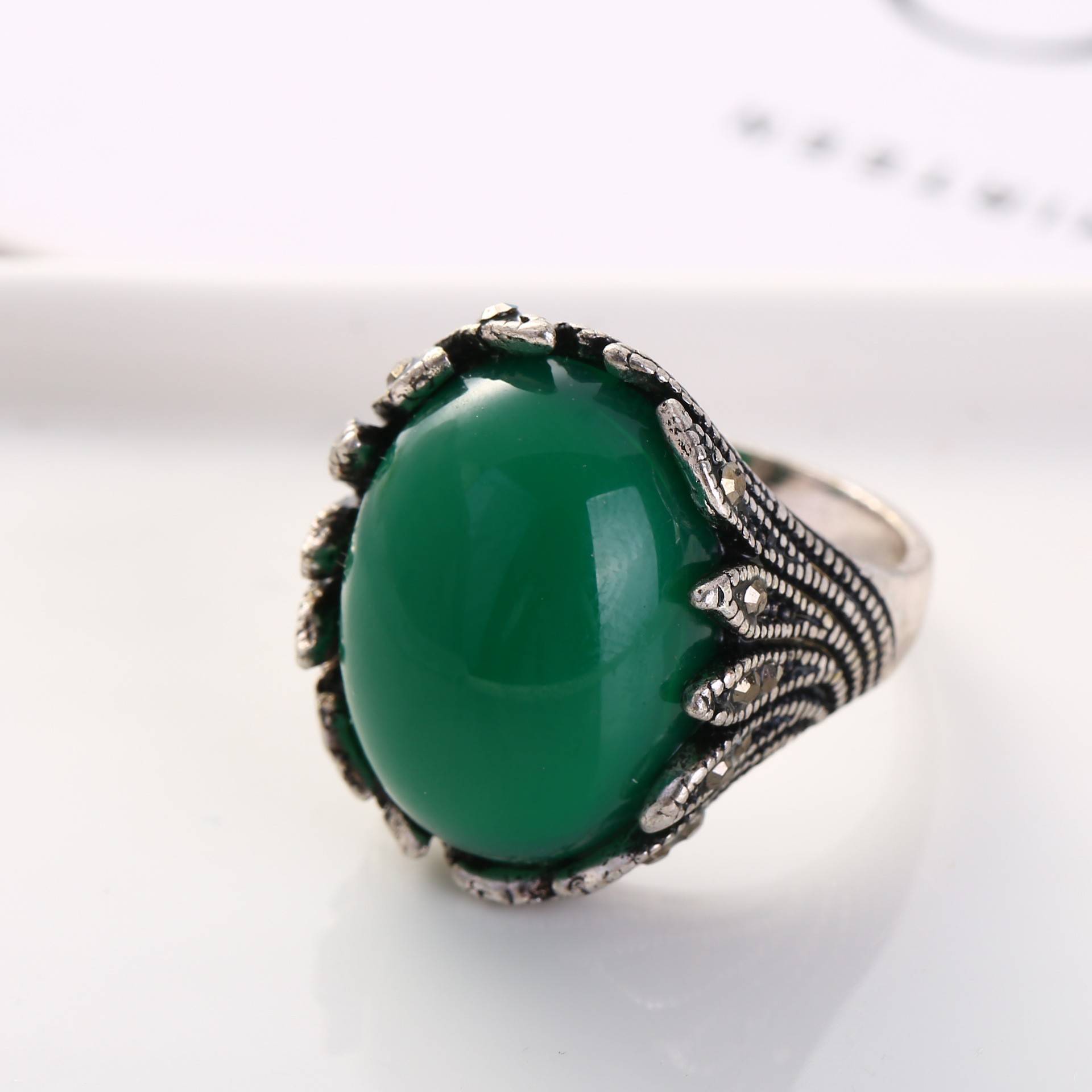 European and American 18K golden ancient silver rings retro diamond eye stone rings to old craftsmanship