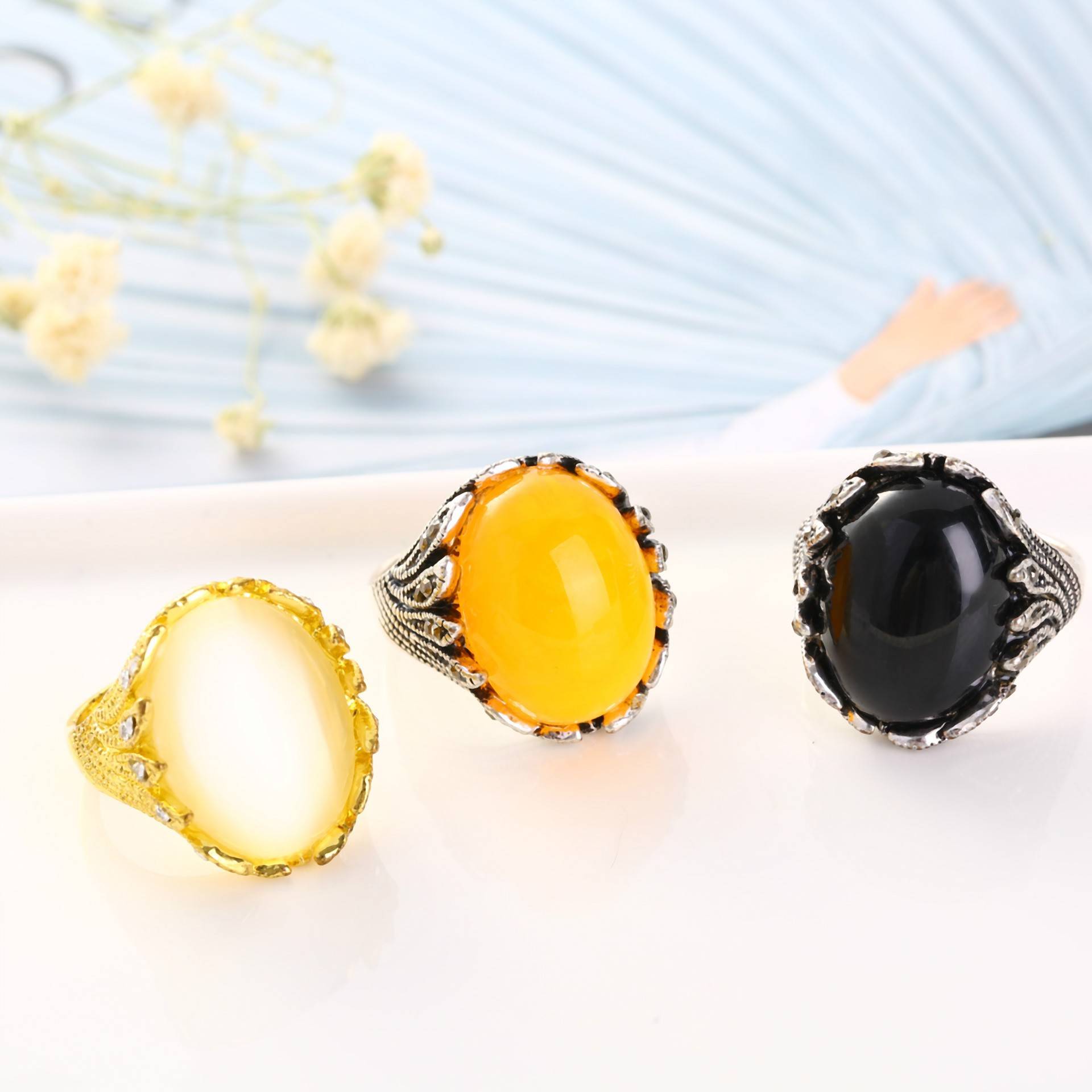 European and American 18K golden ancient silver rings retro diamond eye stone rings to old craftsmanship