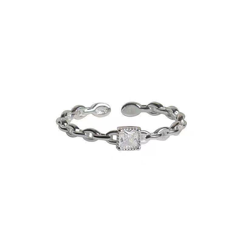 Do not lose color cold wind copper inlaid vermiculite ring niche design student high -value girlfriends ring ring