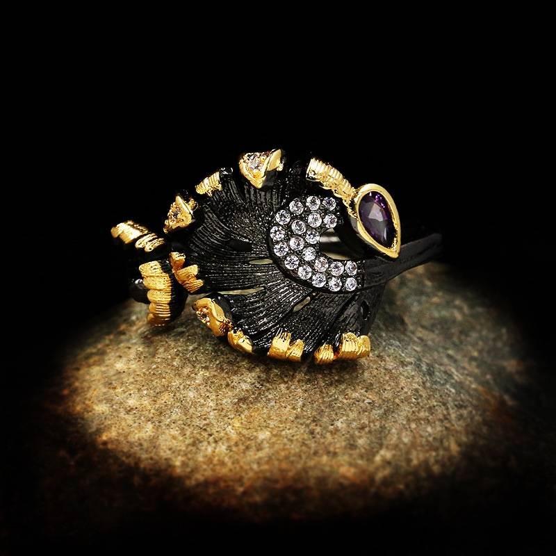 Speed ​​Tower Hot Sale of European and American Explosion Ring Female Black Gold Purple Polystone Equipment Retro Micro Micro Set Accessories