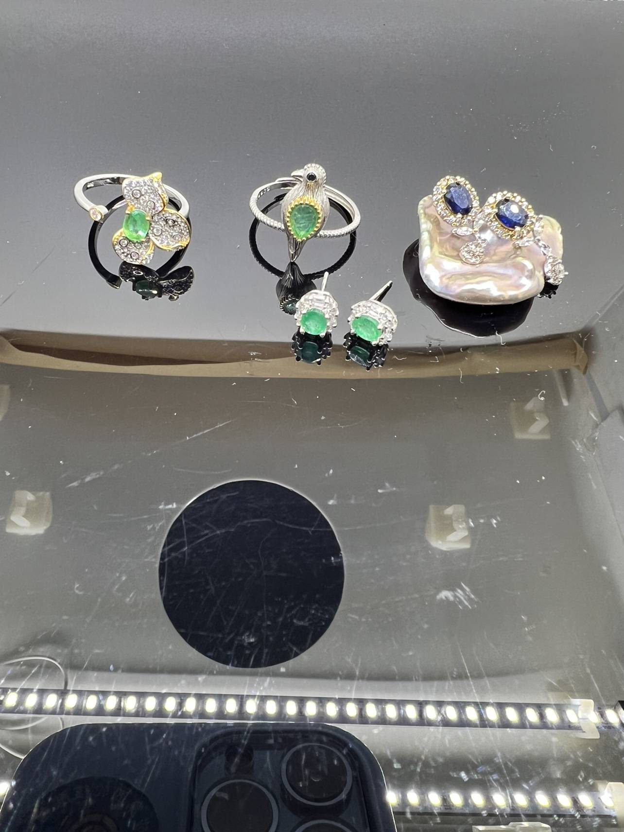 Yi Shili Yincai President Green Ring Earrings Sapphire Earrings Retro Bird Ring Simple Earrings Flower Ring Silver