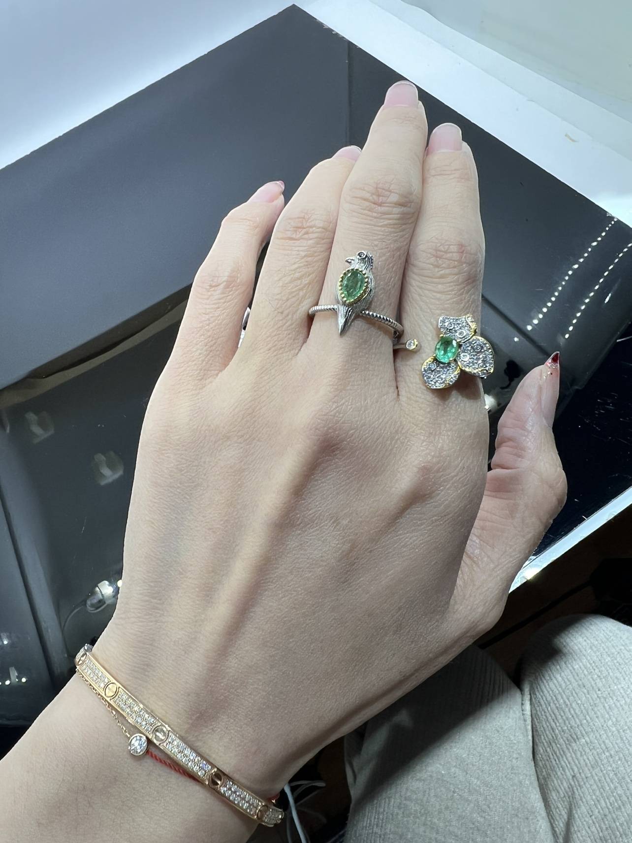 Yi Shili Yincai President Green Ring Earrings Sapphire Earrings Retro Bird Ring Simple Earrings Flower Ring Silver
