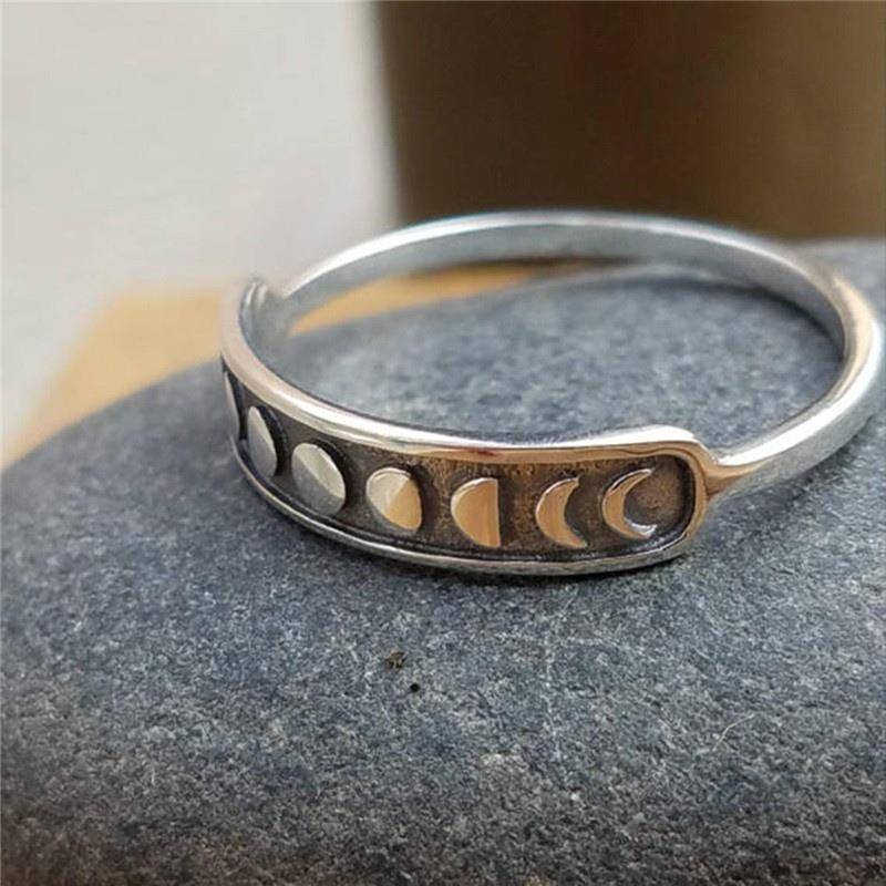 The new retro month lacks the moon, the lady ring, the European and American tide people versatile ring cross -border e -commerce jewelry